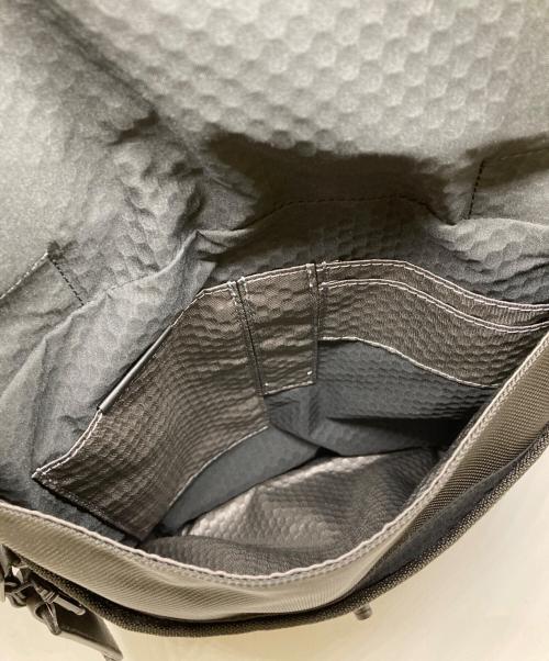 TUMI（トゥミ）TUMI (トゥミ) アーノルド ショルダーバッグ ブラックの古着・服飾アイテム