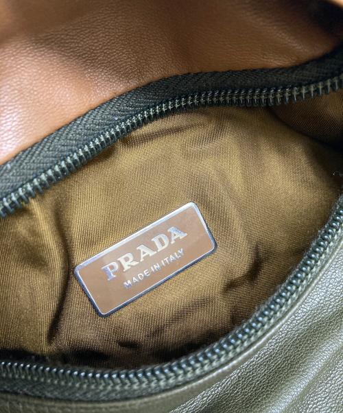 PRADA（プラダ）PRADA (プラダ) レザークロスボディーバッグ オリーブの古着・服飾アイテム