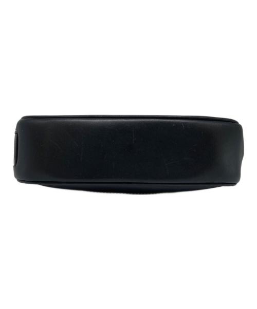 COACH（コーチ）COACH (コーチ) シグネチャーハンドポーチ ベージュ×ブラックの古着・服飾アイテム