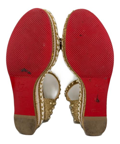 Christian Louboutin（クリスチャン・ルブタン）Christian Louboutin (クリスチャン・ルブタン) MADMONICA スタッズエスパドリーユ ゴールド×ベージュ サイズ:38の古着・服飾アイテム