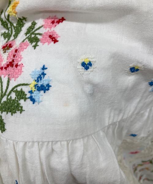 sea NEW YORK（シー ニューヨーク）Sea NEW YORK (シー ニューヨーク)  24SS  EDWINA EMBROIDERY S/SLV DRESS ホワイト サイズ:Sの古着・服飾アイテム