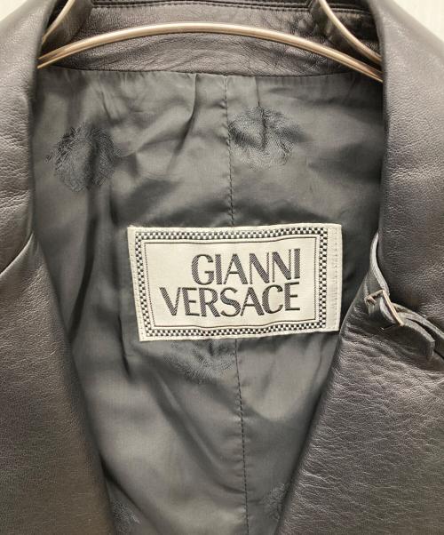 GIANNI VERSACE（ジャンニ・ヴェルサーチ）GIANNI VERSACE (ジャンニ・ヴェルサーチ) 90sレザー2Bジャケット/RUFFO/本人期 ブラック サイズ:52の古着・服飾アイテム