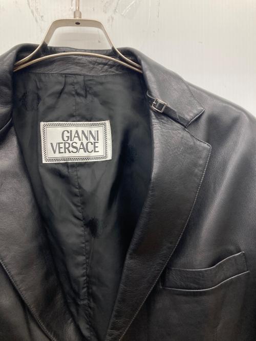 GIANNI VERSACE（ジャンニ・ヴェルサーチ）GIANNI VERSACE (ジャンニ・ヴェルサーチ) 90sレザー2Bジャケット/RUFFO/本人期 ブラック サイズ:52の古着・服飾アイテム