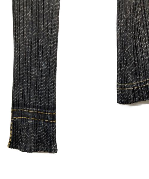 PLEATS PLEASE（プリーツプリーズ）PLEATS PLEASE (プリーツプリーズ) デニム転写プリントプリーツシャツ グレー サイズ:4の古着・服飾アイテム