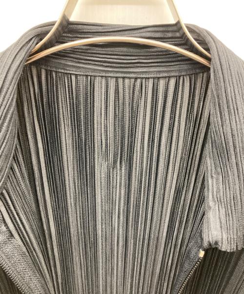 PLEATS PLEASE（プリーツプリーズ）PLEATS PLEASE (プリーツプリーズ) プリーツジップアップシャツ ブラック サイズ:4の古着・服飾アイテム