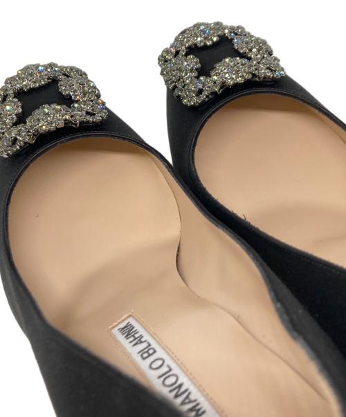 Manolo Blahnik（マノロブラニク）Manolo Blahnik (マノロブラニク) ジュエルバックルヒールサテンパンプス ブラック サイズ:371/2の古着・服飾アイテム