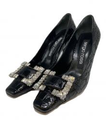 sergio rossi（セルジオロッシ）の古着「Twenty 型押しビジューパンプス」｜ブラック