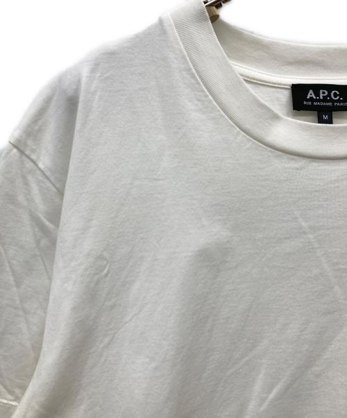 A.P.C.（アーペーセー）A.P.C. (アーペーセー) 裾ロゴ刺繍Tシャツ ホワイト サイズ:SIZE Mの古着・服飾アイテム