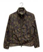 MONCLERモンクレール）の古着「CAPBRETON カモ柄ナイロンジャケット」｜オリーブ