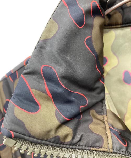 MONCLER（モンクレール）MONCLER (モンクレール) CAPBRETON カモ柄ナイロンジャケット オリーブ サイズ:1の古着・服飾アイテム