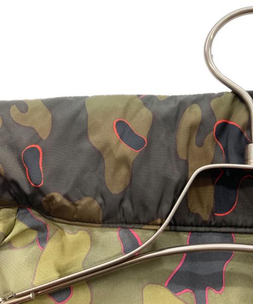 MONCLER（モンクレール）MONCLER (モンクレール) CAPBRETON カモ柄ナイロンジャケット オリーブ サイズ:1の古着・服飾アイテム