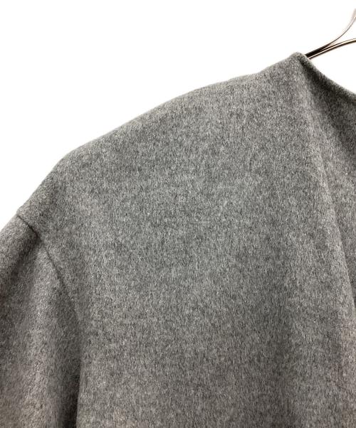 ENFOLD（エンフォルド）ENFOLD (エンフォルド) NO-COLLAR COAT グレー サイズ:36の古着・服飾アイテム