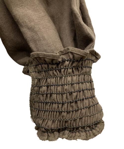 universal tissu（ユニバーサルティシュ）universal tissu (ユニバーサルティシュ) トリプルワッシャーリネン Vネックワンピース ブラウン サイズ:-の古着・服飾アイテム