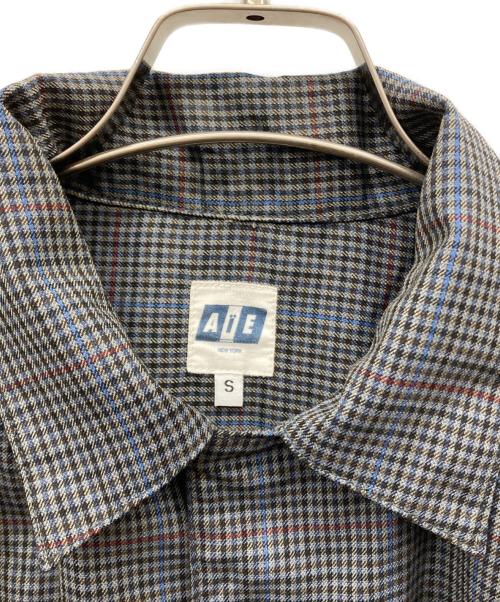 AiE（エーアイイー）AiE (エーアイイー) PAINTER SHIRT グレー サイズ:Sの古着・服飾アイテム