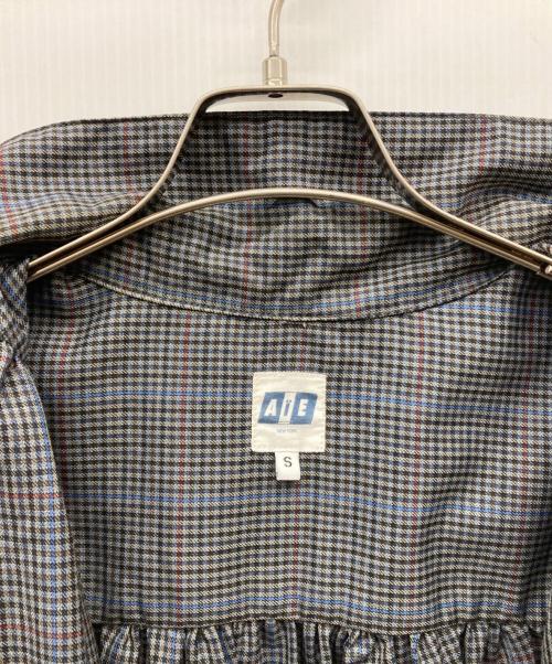 AiE（エーアイイー）AiE (エーアイイー) PAINTER SHIRT グレー サイズ:Sの古着・服飾アイテム