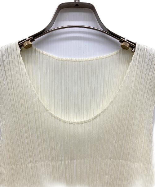 PLEATS PLEASE（プリーツプリーズ）PLEATS PLEASE (プリーツプリーズ) プリーツノースリーブカットソー アイボリー サイズ:3の古着・服飾アイテム