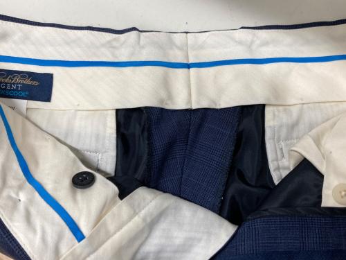 BROOKS BROTHERS（ブルックスブラザーズ）BROOKS BROTHERS (ブルックスブラザーズ) グレンチェック2Bセットアップスーツ ネイビー サイズ:37/31の古着・服飾アイテム