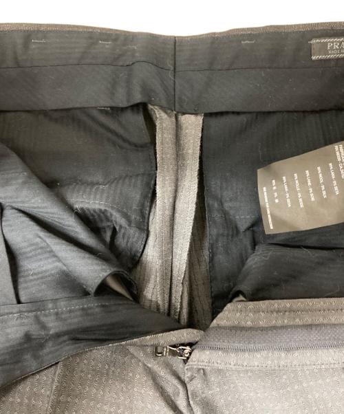 PRADA（プラダ）PRADA (プラダ) 総柄シルク混スラックス グレー サイズ:44の古着・服飾アイテム