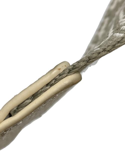 ear PAPILLONNER（イアパピヨネ）ear PAPILLONNER (イアパピヨネ) ワイドテープショルダーバッグ ベージュの古着・服飾アイテム