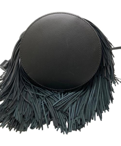 J&M DAVIDSON（ジェイ＆エム デヴィッドソン）J&M DAVIDSON (ジェイ＆エム デヴィッドソン) フリンジカーニバルミニ2WAYバッグ ブラックの古着・服飾アイテム