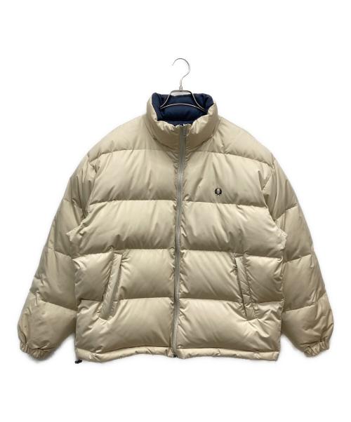 FRED PERRY（フレッドペリー）FRED PERRY (フレッドペリー) リバーシブルダウンジャケット ネイビー×ベージュ サイズ:Oの古着・服飾アイテム