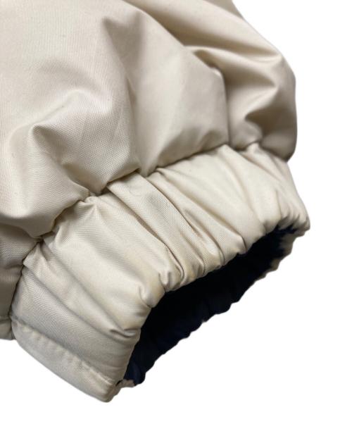 FRED PERRY（フレッドペリー）FRED PERRY (フレッドペリー) リバーシブルダウンジャケット ネイビー×ベージュ サイズ:Oの古着・服飾アイテム