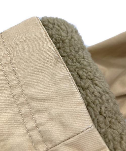 BURBERRY BLUE LABEL（バーバリーロンドンブルーレーベル）BURBERRY BLUE LABEL (バーバリーロンドンブルーレーベル) ボア切替トレンチコート ベージュ サイズ:36の古着・服飾アイテム