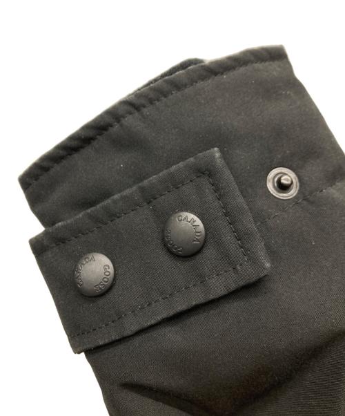 CANADA GOOSE（カナダグース）CANADA GOOSE (カナダグース) MACKENZIE PARKA コヨーテファーダウンコート ブラック サイズ:Lの古着・服飾アイテム