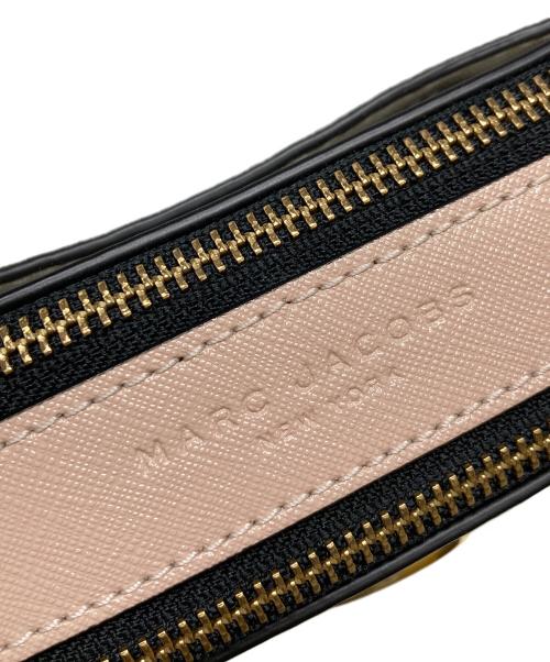 MARC JACOBS（マークジェイコブズ）MARC JACOBS (マークジェイコブズ) THE SNAPSHOT COLORBROCKED ベージュ サイズ:-の古着・服飾アイテム