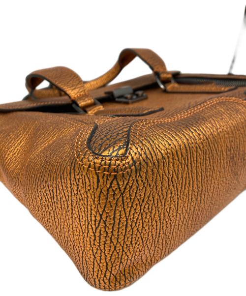 3.1 phillip lim（スリーワンフィリップリム）3.1 phillip lim (スリーワンフィリップリム) PASHLI MEDIUM SATCHEL ブロンズ サイズ:-の古着・服飾アイテム