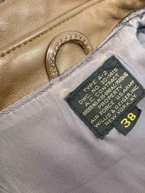 Willis&Geiger（ウィルスガイガー）Willis&Geiger (ウィルスガイガー) TYPE A-2 レザーフライトジャケット ブラウン サイズ:38の古着・服飾アイテム