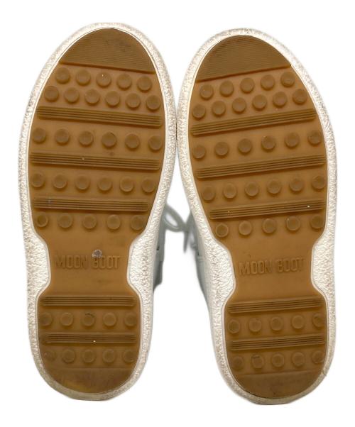 MOON BOOT（ムーンブーツ）MOON BOOT (ムーンブーツ) ホワイトファームートンブーツ ホワイト サイズ:36の古着・服飾アイテム