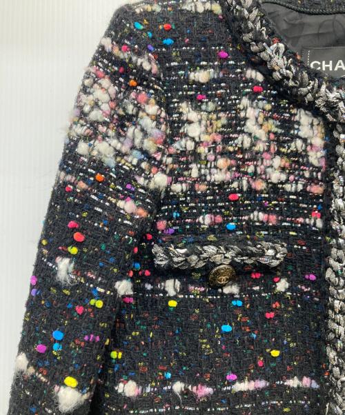 CHANEL（シャネル）CHANEL (シャネル) ココボタン ノーカラーツイードコート ブラック×マルチカラー サイズ:36の古着・服飾アイテム