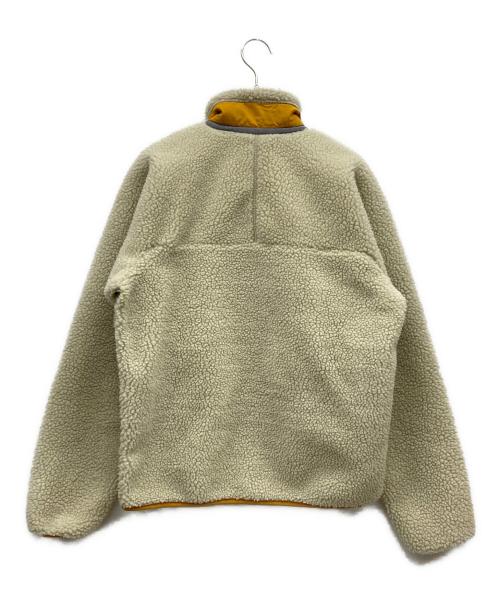 Patagonia（パタゴニア）Patagonia (パタゴニア) CLASSIC RETRO-X JACKET アイボリー×イエロー サイズ:Sの古着・服飾アイテム