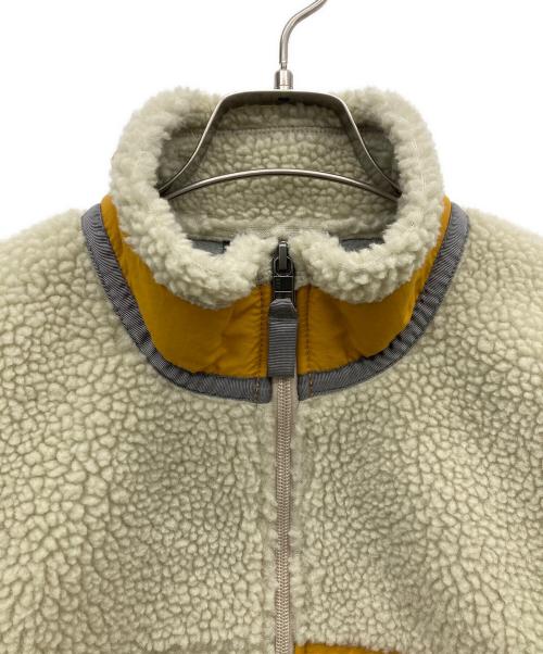 Patagonia（パタゴニア）Patagonia (パタゴニア) CLASSIC RETRO-X JACKET アイボリー×イエロー サイズ:Sの古着・服飾アイテム