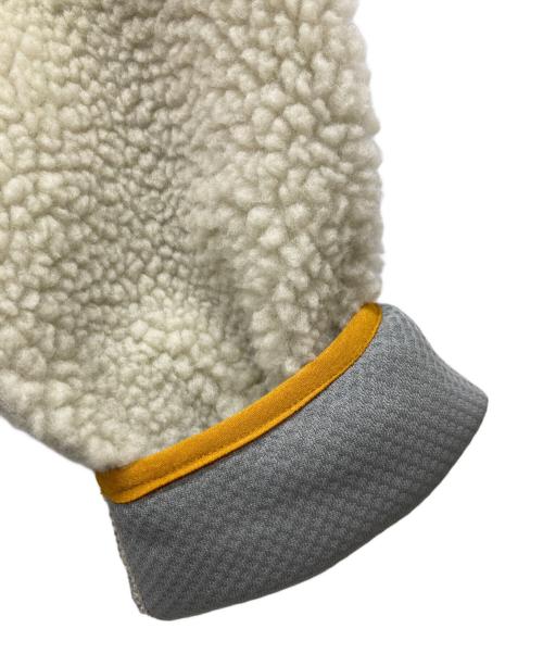 Patagonia（パタゴニア）Patagonia (パタゴニア) CLASSIC RETRO-X JACKET アイボリー×イエロー サイズ:Sの古着・服飾アイテム