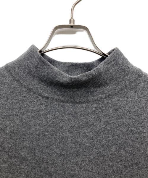 45R（フォーティファイブ・アール）45R (フォーティファイブ・アール) フロート縮絨のタートルネックドレス グレーの古着・服飾アイテム