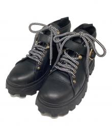 MIU MIU（ミュウミュウ）の古着「Ridged Sole Biker Boots」｜ブラック