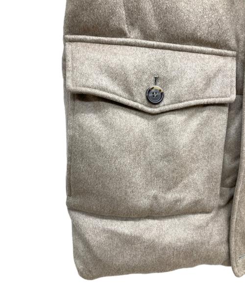 KIRED（キーレッド）KIRED (キーレッド) WANIEN2 カシミヤ ファーダウンコート ベージュ サイズ:46の古着・服飾アイテム