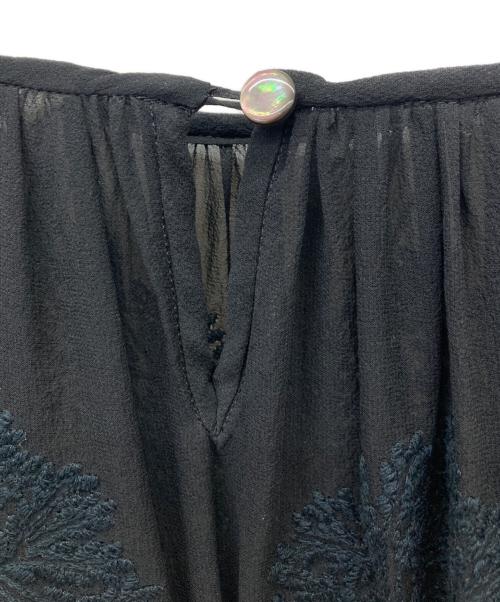 mina perhonen（ミナ ペルホネン）mina perhonen (ミナ ペルホネン) forest dot シルクワンピース ブラック サイズ:40の古着・服飾アイテム