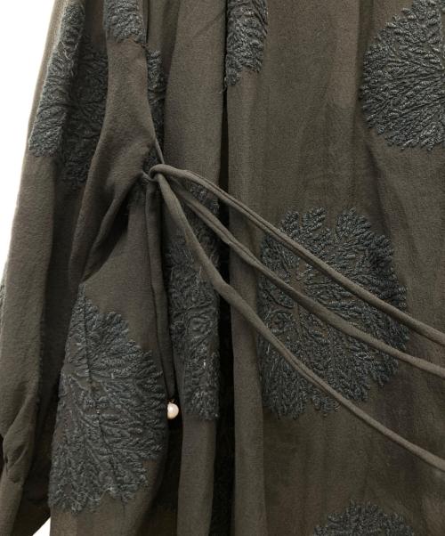 mina perhonen（ミナ ペルホネン）mina perhonen (ミナ ペルホネン) forest dot シルクワンピース ブラック サイズ:40の古着・服飾アイテム