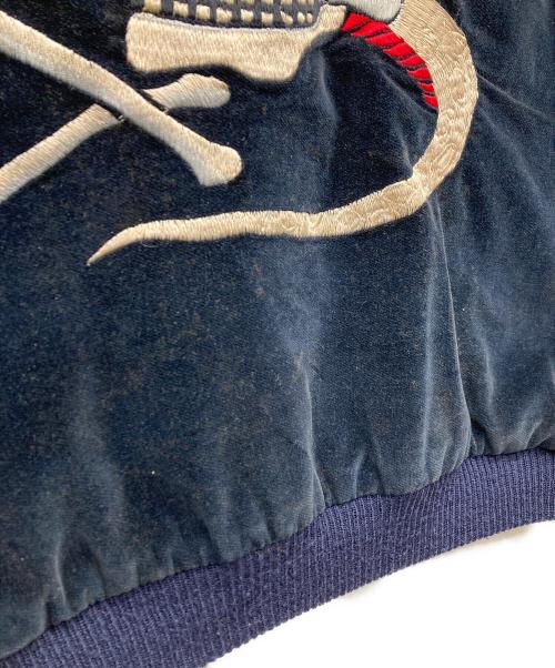 テーラー東洋（テーラートウヨウ）テーラー東洋 (テーラートウヨウ) 別珍×サテン ドクロ刺繍リバーシブルスカジャン ネイビー×ブラック サイズ:Mの古着・服飾アイテム