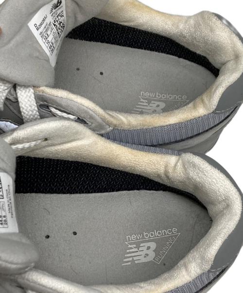 NEW BALANCE（ニューバランス）NEW BALANCE (ニューバランス) M2002RXJ ローカットスニーカー グレー サイズ:28.5cmの古着・服飾アイテム