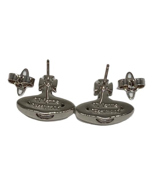 Vivienne Westwood（ヴィヴィアンウエストウッド）Vivienne Westwood (ヴィヴィアンウエストウッド) PINA BAS RELIEF EARRINGS シルバー サイズ:-の古着・服飾アイテム