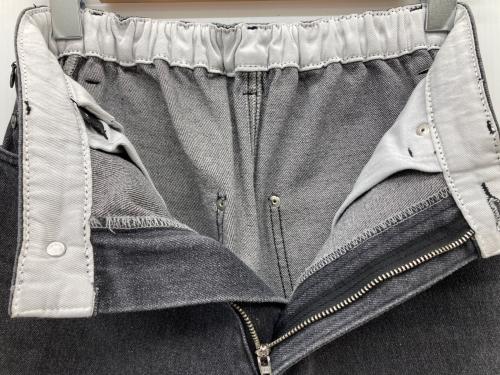 OE ・SELMENT（オーセルメント）OE ・SELMENT (オーセルメント) デニムパンツ グレー サイズ:Mの古着・服飾アイテム
