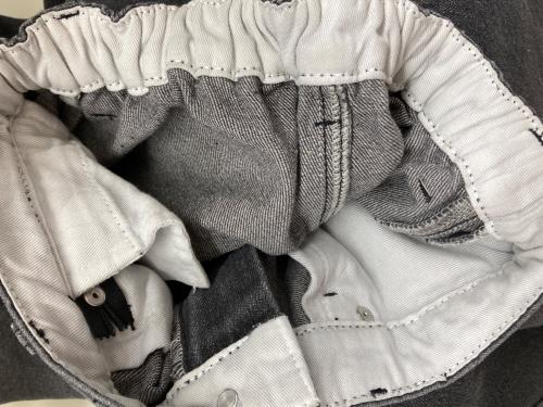 OE ・SELMENT（オーセルメント）OE ・SELMENT (オーセルメント) デニムパンツ グレー サイズ:Mの古着・服飾アイテム