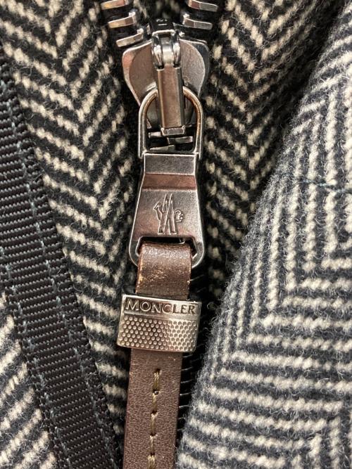 MONCLER（モンクレール）MONCLER (モンクレール) ヘリンボーン N-3Bダウンジャケット グレー×ブラックの古着・服飾アイテム