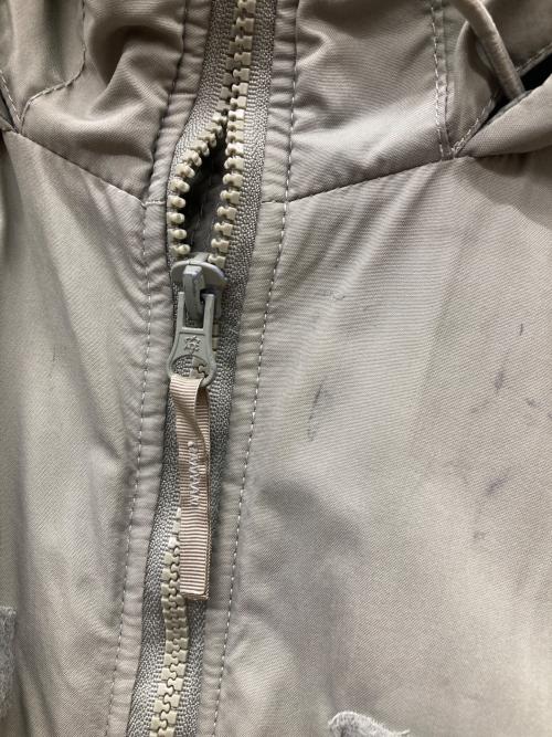 US ARMY（ユーエスアーミー）US ARMY (ユーエスアーミー) ECWCS GENIII LEVEL7 グレー サイズ:M-Rの古着・服飾アイテム