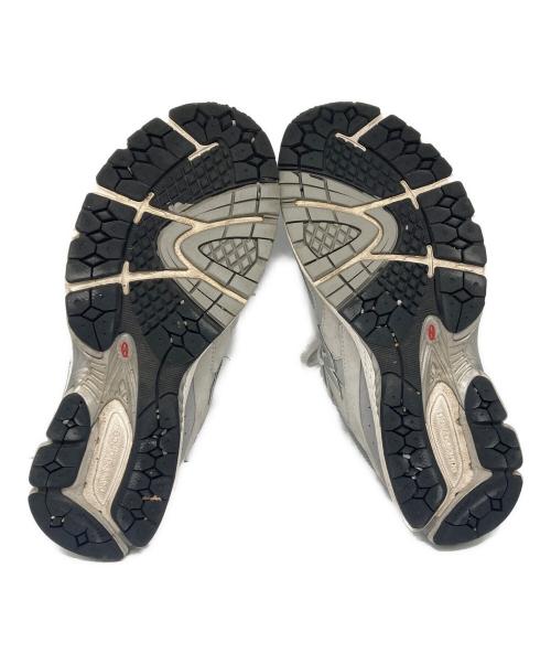 NEW BALANCE（ニューバランス）NEW BALANCE (ニューバランス) 2002 ローカットスニーカー グレー サイズ:25.0cmの古着・服飾アイテム