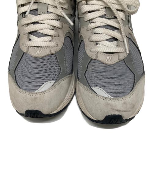 NEW BALANCE（ニューバランス）NEW BALANCE (ニューバランス) 2002 ローカットスニーカー グレー サイズ:25.0cmの古着・服飾アイテム